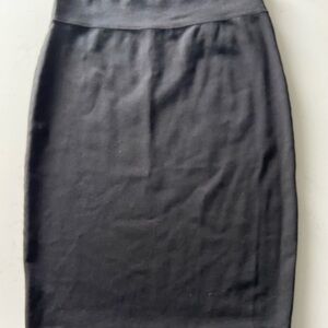 Chic Black Pencil Skirt